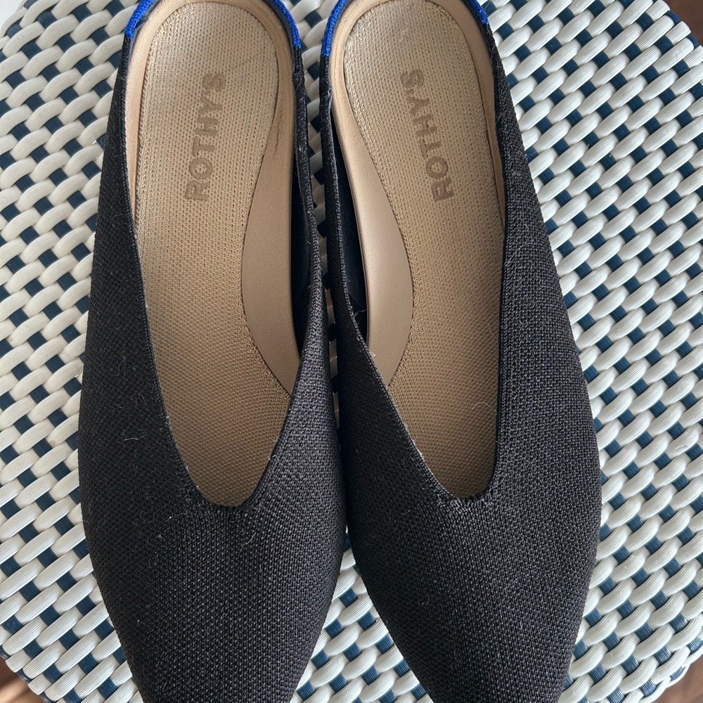 Rothy's Black and Blue Flats